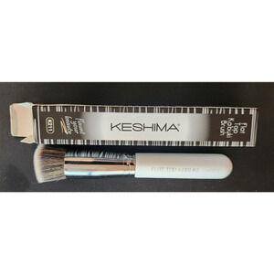 White - Brush Flat Top Kabuki - Premium Foundation Brush for Liquid Makeup.